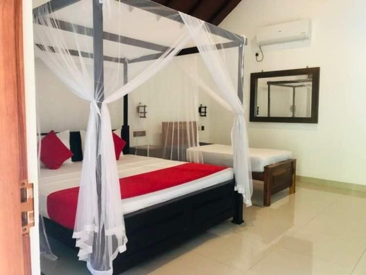 Walawa Reach Hotel Udawalawe Dış mekan fotoğraf